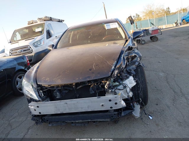 Продажа на аукционе авто 2011 Lexus Ls 460, vin: JTHBL5EFXB5103540, номер лота: 44469178