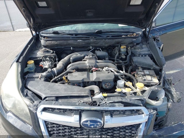 2013 Subaru Legacy 2.5i Premium მანქანა იყიდება აუქციონზე, vin: 4S3BMCH69D3018976, აუქციონის ნომერი: 44469202