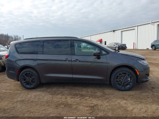 2020 Chrysler Pacifica Awd Launch Edition მანქანა იყიდება აუქციონზე, vin: 2C4RC3BG3LR290044, აუქციონის ნომერი: 44469207