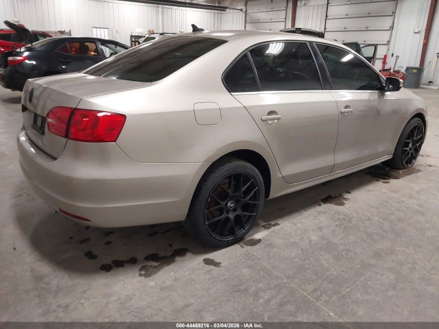 2014 VOLKSWAGEN JETTA 3VWL07AJ4EM288460 Photo 3