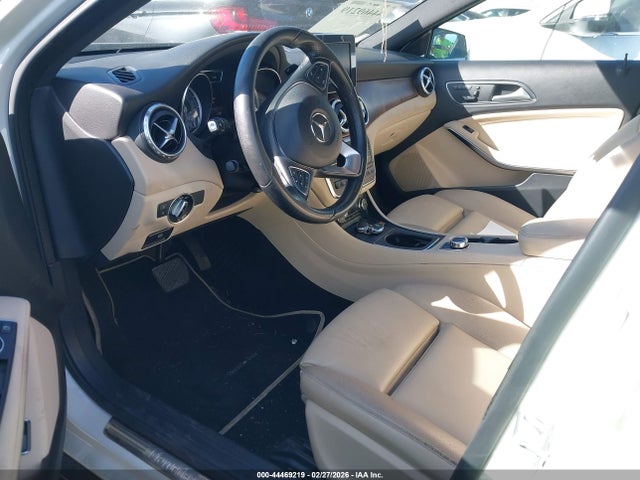 WDCTG4GB3HJ309288 Mercedes-Benz Gla 250 4matic