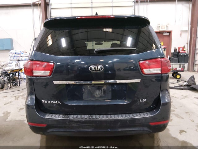 KIA SEDONA LX 2016 KNDMB5C15G6208766 Image 17