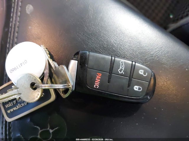 44469233 :رقم المزاد ، 2C3CDZAG1KH686246 vin ، 2019 Dodge Challenger Sxt مزاد بيع