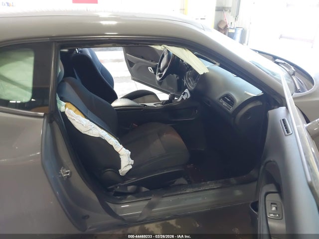 44469233 :رقم المزاد ، 2C3CDZAG1KH686246 vin ، 2019 Dodge Challenger Sxt مزاد بيع
