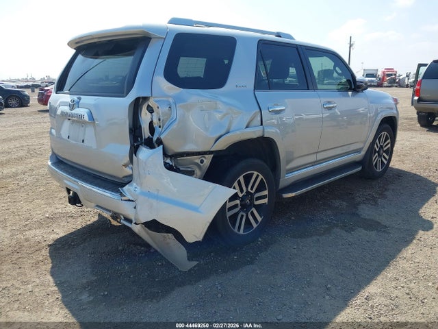 2024 TOYOTA 4RUNNER JTEKU5JR4R6300170 Photo 3