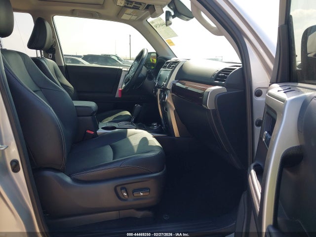 2024 TOYOTA 4RUNNER JTEKU5JR4R6300170 Photo 4