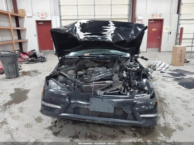 WDDGF4HB4EG202404 Mercedes-Benz C 250 Sport