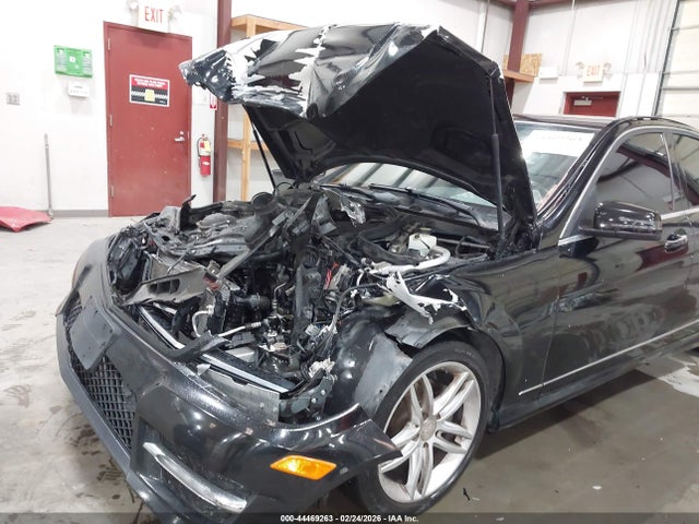 WDDGF4HB4EG202404 Mercedes-Benz C 250 Sport
