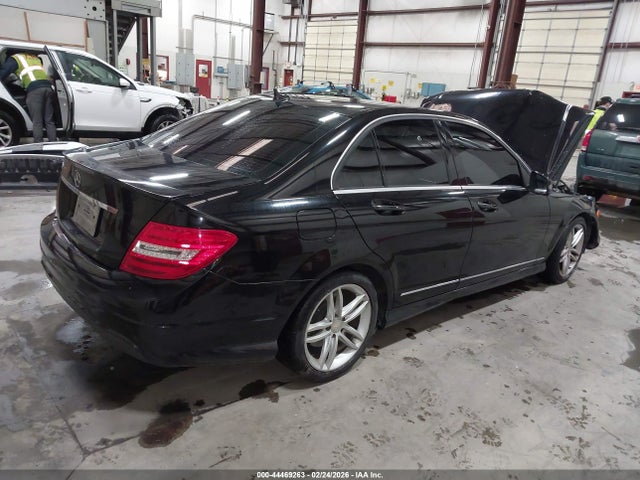 WDDGF4HB4EG202404 Mercedes-Benz C 250 Sport