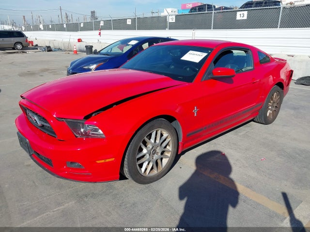 Ford Mustang V6 Premium 2014 1ZVBP8AM4E5334303 Image 2
