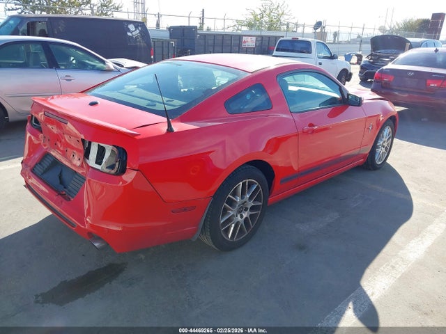Ford Mustang V6 Premium 2014 1ZVBP8AM4E5334303 Image 4