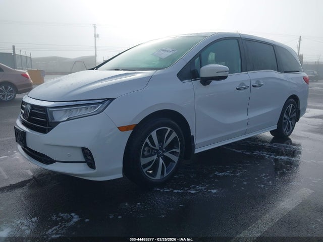 Honda Odyssey Touring 2023 5FNRL6H80PB072128 Image 2