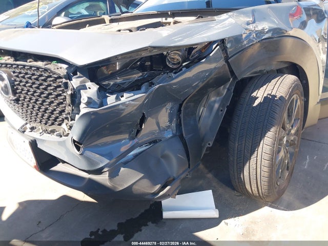44469278 :رقم المزاد ، 3MVDMBCM6PM540751 vin ، 2023 Mazda Cx-30 2.5 S Carbon Edition مزاد بيع