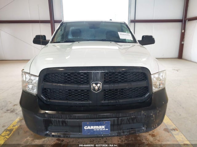 44469292 :رقم المزاد ، 3C6JR6DG1MG595339 vin ، 2021 Ram 1500 Classic Tradesman  4x2 8' Box مزاد بيع