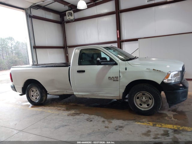 44469292 :رقم المزاد ، 3C6JR6DG1MG595339 vin ، 2021 Ram 1500 Classic Tradesman  4x2 8' Box مزاد بيع