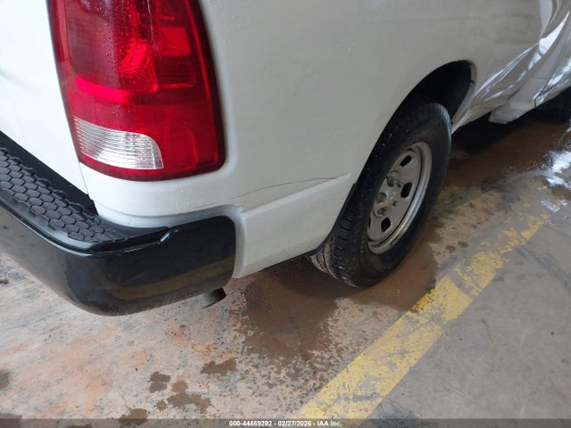 44469292 :رقم المزاد ، 3C6JR6DG1MG595339 vin ، 2021 Ram 1500 Classic Tradesman  4x2 8' Box مزاد بيع