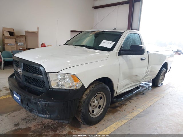 44469292 :رقم المزاد ، 3C6JR6DG1MG595339 vin ، 2021 Ram 1500 Classic Tradesman  4x2 8' Box مزاد بيع