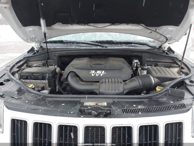 Продаж на аукціоні авто 2014 Jeep Grand Cherokee Laredo, vin: 1C4RJFAG0EC180556, номер лоту: 44469304