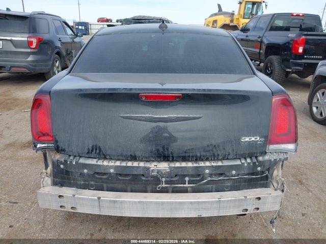 2019 CHRYSLER 300 2C3CCABG3KH682704 Photo 5