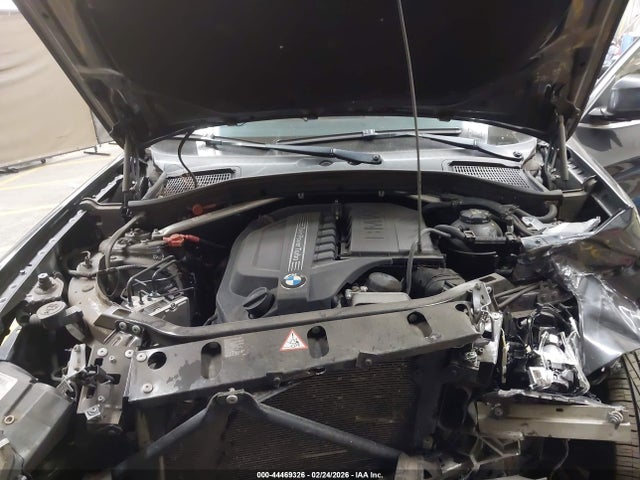 2015 BMW X4 5UXXW5C50F0E88832 Photo 9