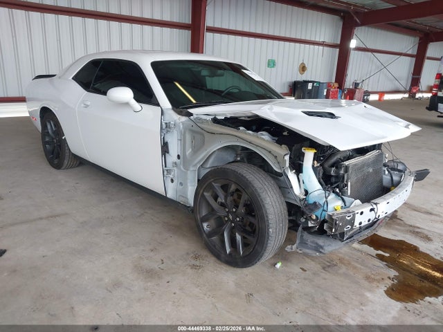 2C3CDZAG8NH175640 Dodge Challenger Sxt
