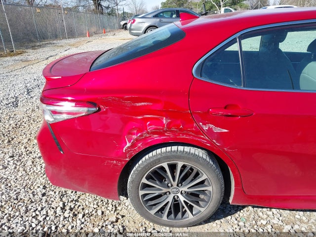 4T1B11HK2KU215324 Toyota CAMRY SE