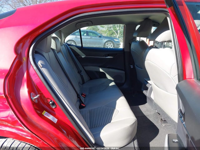 4T1B11HK2KU215324 Toyota CAMRY SE