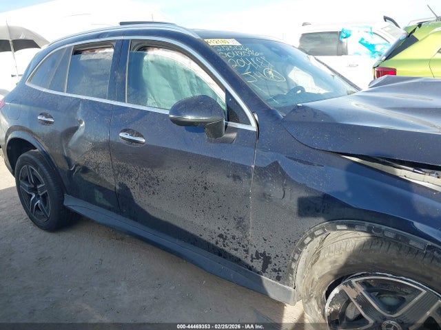 44469353 :رقم المزاد ، W1NKM4HB0RF204181 vin ، 2024 Mercedes-benz Glc 300 4matic Suv مزاد بيع