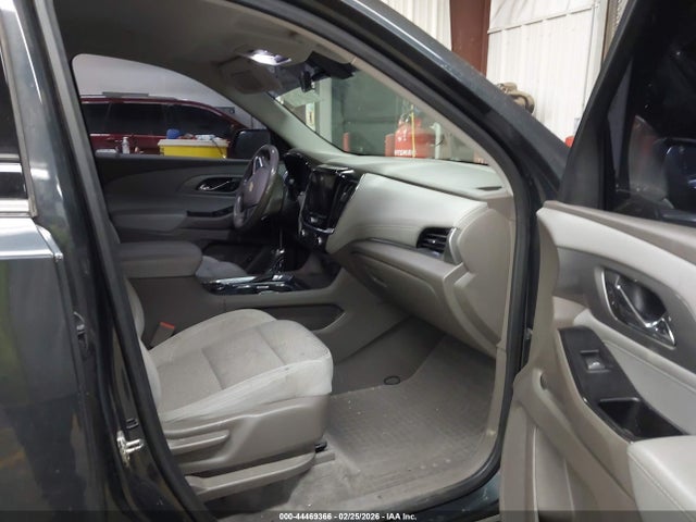 1GNERGKW8LJ236326 Chevrolet Traverse Fwd Lt Cloth