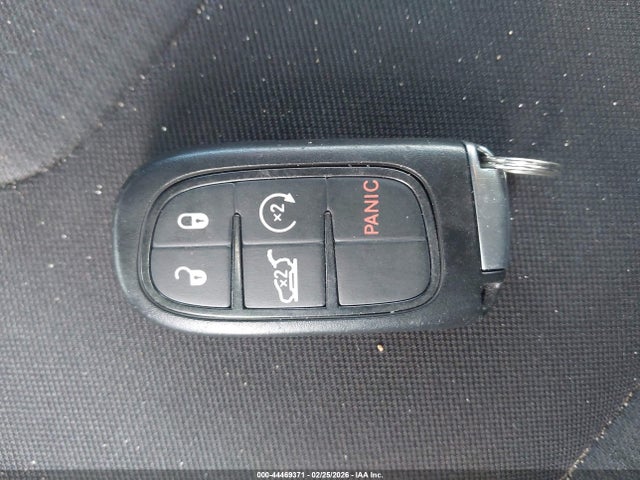 Продаж на аукціоні авто 2015 Jeep Cherokee Latitude, vin: 1C4PJLCB0FW707776, номер лоту: 44469371