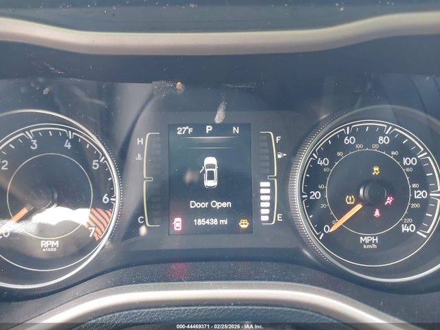 Продаж на аукціоні авто 2015 Jeep Cherokee Latitude, vin: 1C4PJLCB0FW707776, номер лоту: 44469371