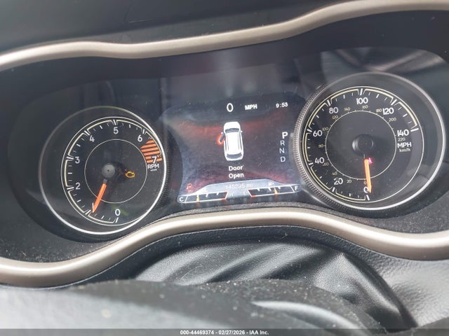 2017 Jeep Cherokee Limited Fwd მანქანა იყიდება აუქციონზე, vin: 1C4PJLDB7HW525865, აუქციონის ნომერი: 44469374
