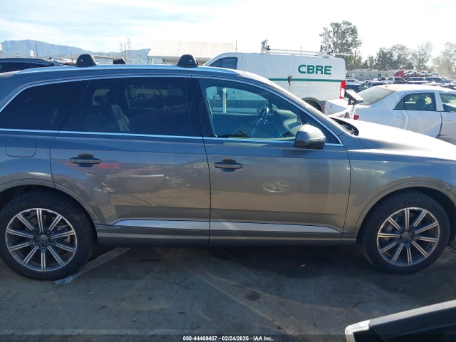 WA1LAAF78HD017793 Audi Q7 3.0t Premium