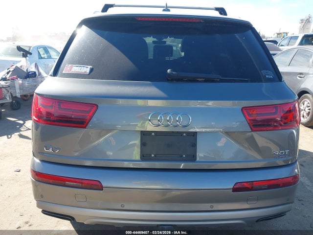 WA1LAAF78HD017793 Audi Q7 3.0t Premium