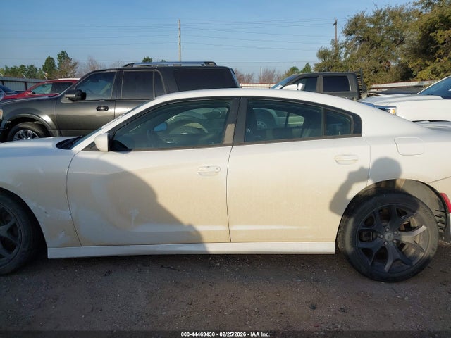 2C3CDXHG8KH608847 Dodge Charger Gt Rwd