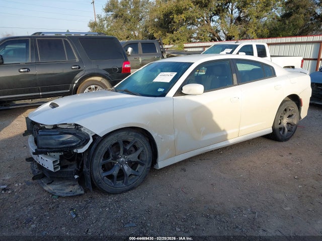 2C3CDXHG8KH608847 Dodge Charger Gt Rwd
