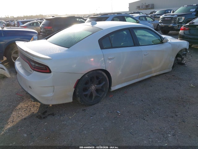 2C3CDXHG8KH608847 Dodge Charger Gt Rwd