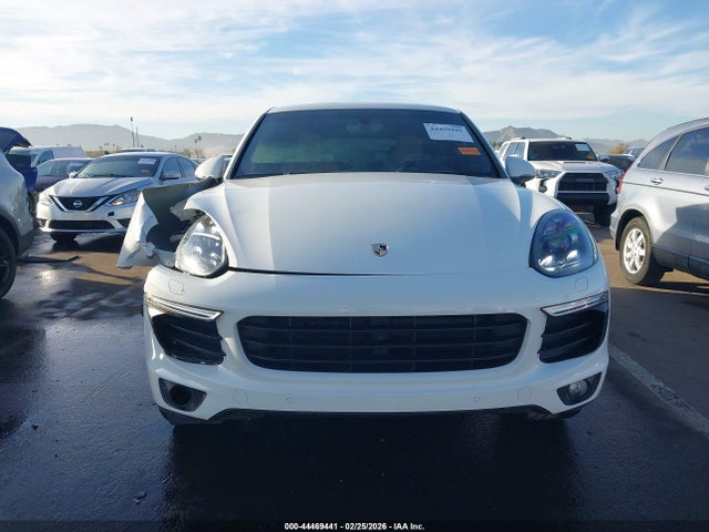 Porsche Cayenne Platinum Edition 2017 WP1AA2A21HKA91128 Image 12