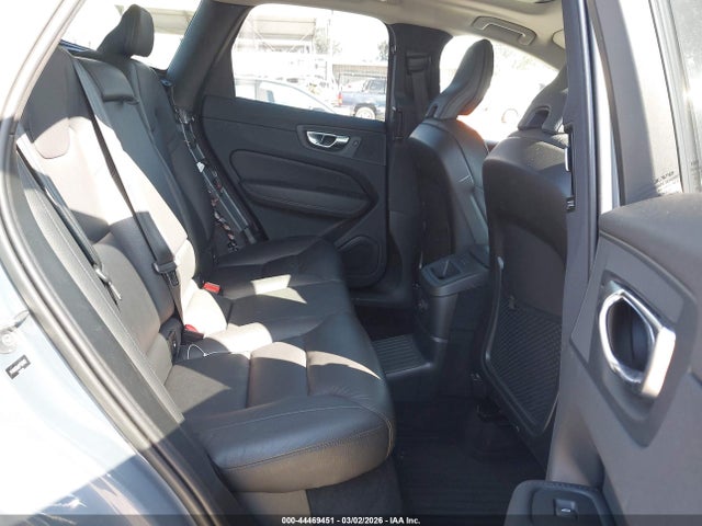 2023 VOLVO XC60 RECHARGE PLUG-IN HYBRID YV4H60DW4P1329852 Photo 7