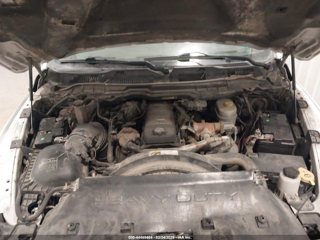 3C6UR5DL4FG672597 RAM 2500 Slt