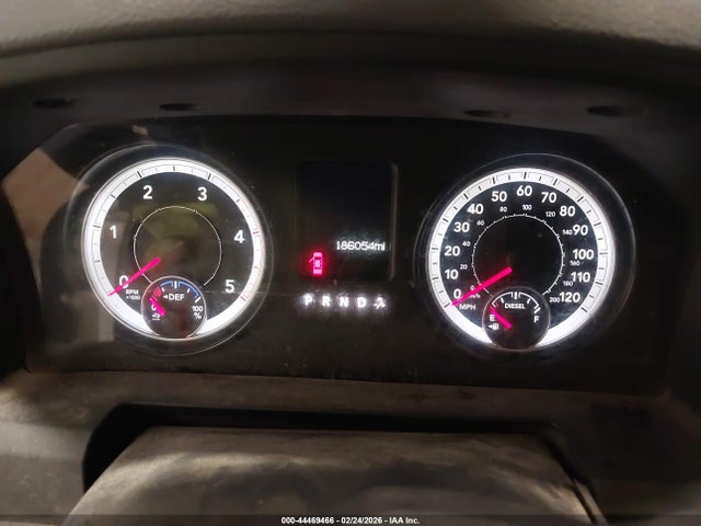 3C6UR5DL4FG672597 RAM 2500 Slt