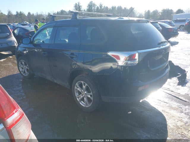 2014 MITSUBISHI OUTLANDER JA4AZ3A37EZ012244 Photo 2