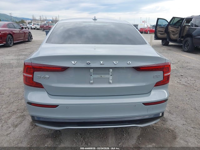 Volvo S60 B5 Plus Dark Theme 2024 7JRL12FL9RG281048 Image 16