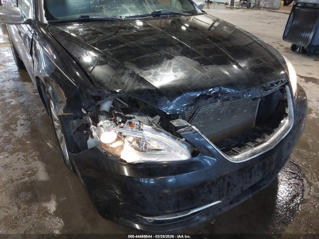 Aukcja sprzedaży 2013 Chrysler 200 Limited, vin: 1C3CCBCG6DN585799, numer aukcji: 44469544