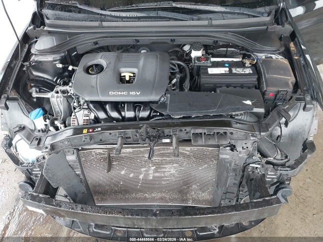 5NPD84LF7JH382694 Hyundai ELANTRA SEL