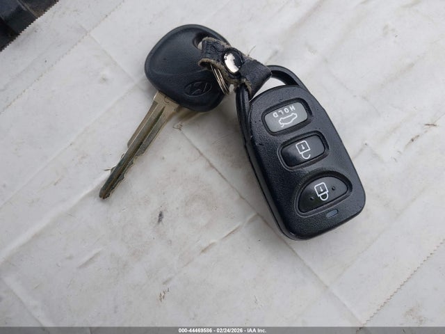 5NPD84LF7JH382694 Hyundai ELANTRA SEL