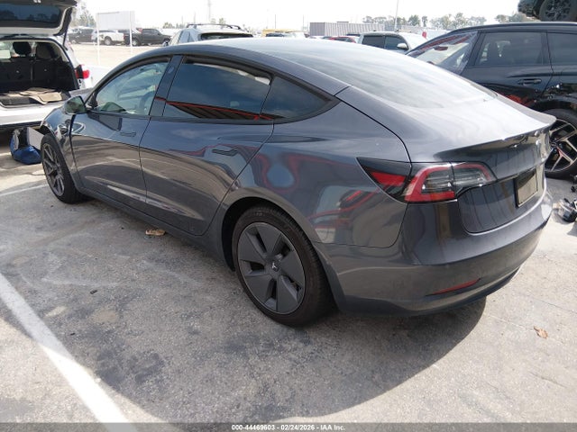44469603 :رقم المزاد ، 5YJ3E1EA0NF352462 vin ، 2022 Tesla Model 3 Rear-wheel Drive مزاد بيع