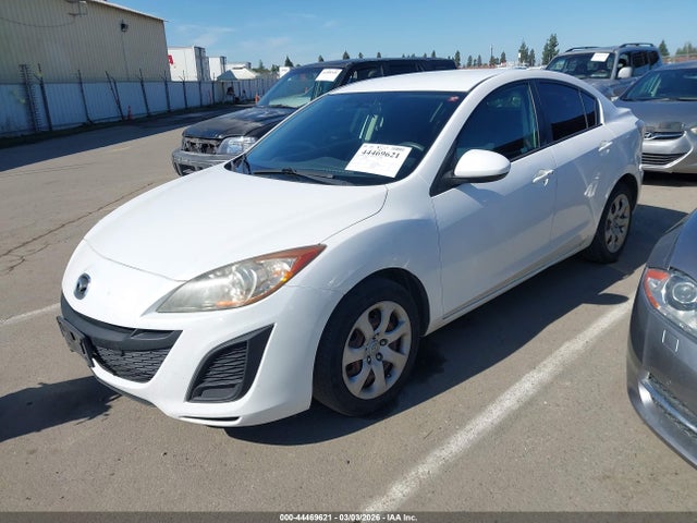 2011 Mazda Mazda3 I Sport მანქანა იყიდება აუქციონზე, vin: JM1BL1UG5B1389468, აუქციონის ნომერი: 44469621