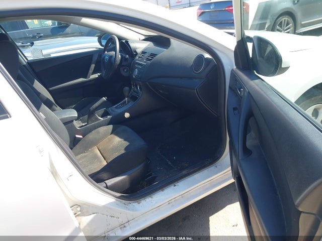 2011 Mazda Mazda3 I Sport მანქანა იყიდება აუქციონზე, vin: JM1BL1UG5B1389468, აუქციონის ნომერი: 44469621