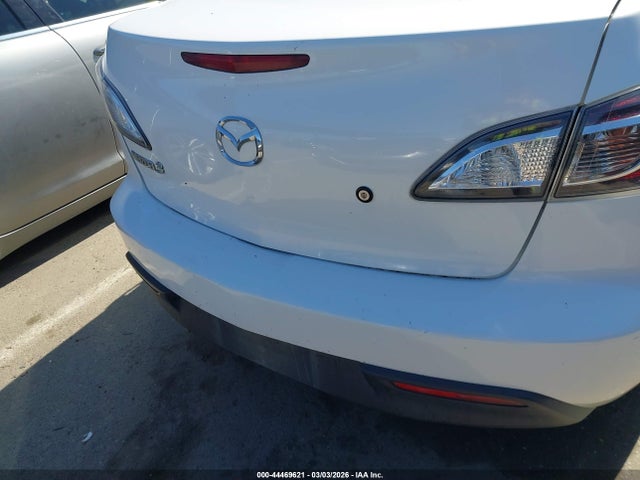 2011 Mazda Mazda3 I Sport მანქანა იყიდება აუქციონზე, vin: JM1BL1UG5B1389468, აუქციონის ნომერი: 44469621
